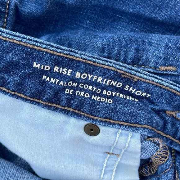 Universal Thread Mid-Rise Boyfriend Shorts Distressed - Picture 4 of 8